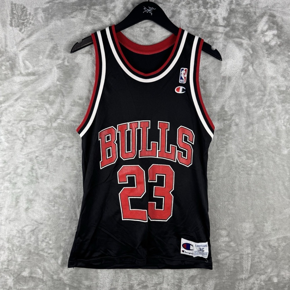 Vintage Champion Michael Jordan NBA Chicago Bulls Jersey Alternate Mens 36 90s